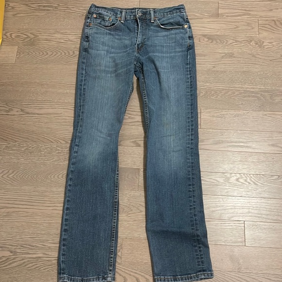 *HOST PICK* Levi’s jeans - 32x34 - Picture 1 of 4